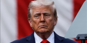 إعلاميون محافظون ينتقدون تأثر ترامب بإسرائيل في قرار الحرب