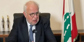 وزير العدل اللبناني يشدد على توقيف أي شخص يحمل سلاحا غير مرخص