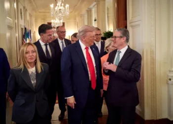 واشنطن بوست: فريق ترمب هاجم أوروبا عاما كاملا والآن ينشد دعمها في الحرب