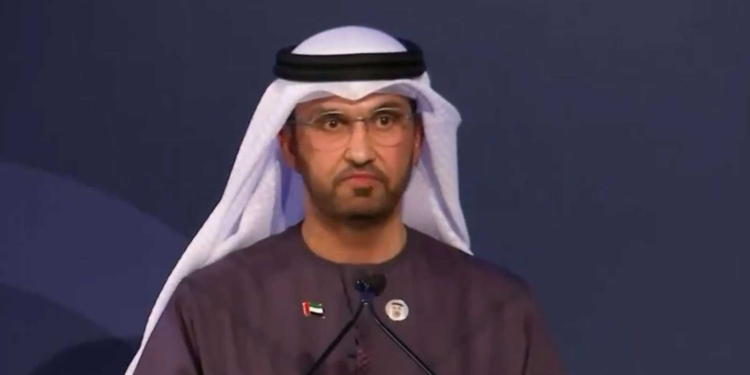 سلطان الجابر يهدي جائزة “القيادة المتميزة” إلى رئيس دولة الإمارات