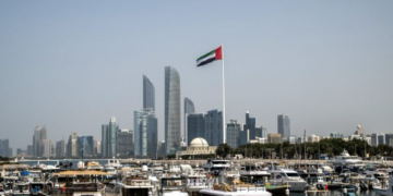 دولة الإمارات تنفي صحة أنباء متداولة عن أوضاع الجالية الإيرانية