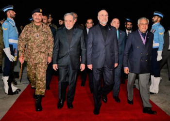 تعنت أمريكي وبحث عن ذريعة.. رواية إيرانية لما جرى في إسلام آباد