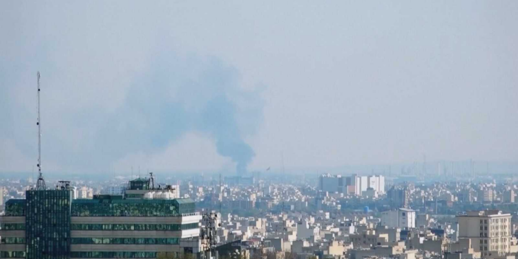 رغم الهدنة.. إيران تواصل اعتداءاتها على دول الخليج