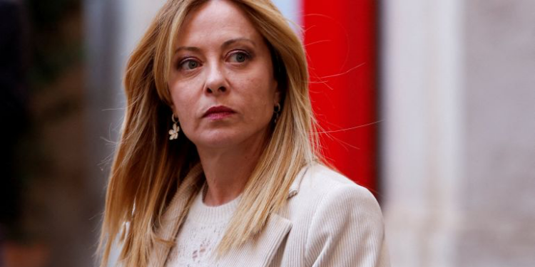 إيطاليا تعلّق تجديد اتفاقية التعاون العسكري مع إسرائيل