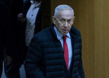 ﻿نتنياهو يعلن استهداف مصانع بتروكيماويات إيرانية