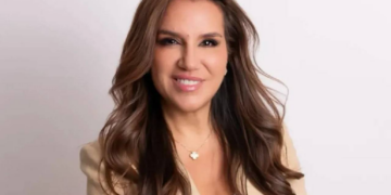 ندى معوّض.. من هي المندوبة اللبنانية للمفاوضات المباشرة إسرائيل؟