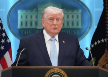 ترامب: “لا أوراق” تفاوضية بيد إيران باستثناء التحكم بمضيق هرمز ولدينا “أقوى عملية إعادة ضبط في العالم”