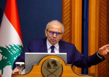 نواف سلام يرحب بهدنة ترامب ويهنئ اللبنانيين بوقف إطلاق النار