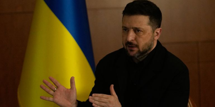زيلينسكي يشيد بقدرات أوكرانيا ضد المسيّرات الإيرانية بالمنطقة