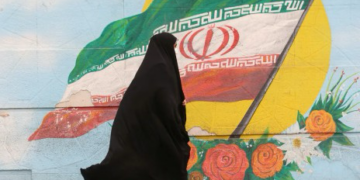 إيران تقترح فتح “هرمز ” وإنهاء الحصار الأمريكي وتأجيل المحادثات النووية.. تفاصيل ورقة جديدة على طاولة المفاوضات