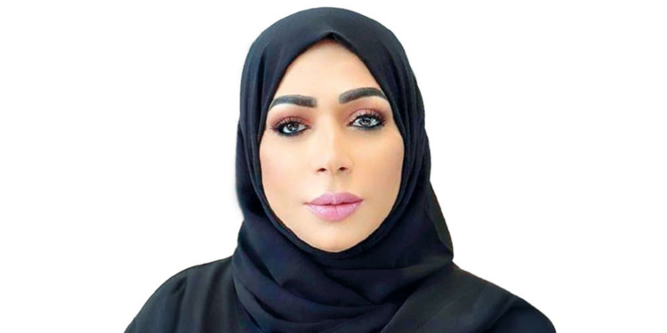رئيسة جمعية الصحفيين الإماراتية فضيلة المعيني : أشعر بالفخر أنني أول امرأة إماراتية تترأس مجلس إدارة جمعية الصحفيين بفضل ثقة زملائي .. لكن شعوري الأكبر هو حجم المسؤولية