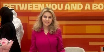 “ذات النصفين” ليست مجرد رواية عن الاختلاف بل هي دعوة للتأمل في معنى الإنسانيةتوقيع رواية “ذات النصفين” للدكتورة ندى جابر بمعرض أبوظبي للكتاب