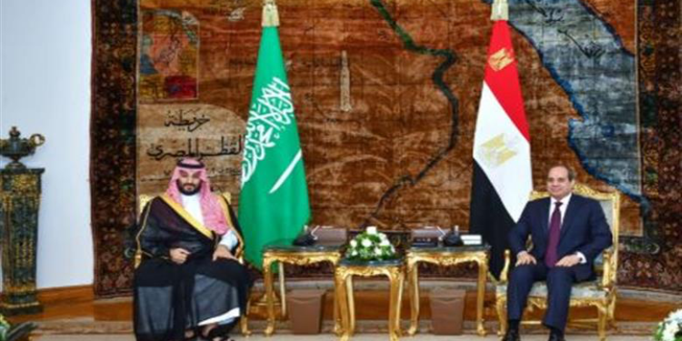 السيسي وبن سلمان يشددان على ضمان حرية الملاحة في هرمز وباب المندب