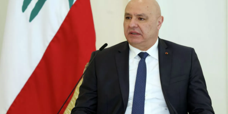 عون يرحب بمبادرة لتشكيل قوة أوروبية تحل محل “اليونيفيل”.. رَجِّي: المفاوضات أجدى السبل لوقف اعتداءات إسرائيل