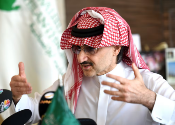 أول تعليق من الأمير الوليد بن طلال بعد استحواذ الشركة القابضة على 70% من ملكية الهلال