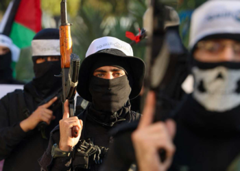 صراع على قيادة حماس في غزة.. أوراق بيضاء وطعن مفاجئ