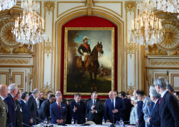 مبادرتان أوروبيتان قيد التداول تجري مناقشتهما لمساندة لبنان عسكرياً ومالياً باريس تريد لاحقاً مؤتمراً شاملاً للبنان لا ينحصر بدعم الجيش