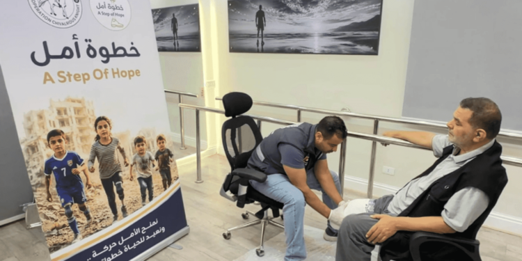 برعاية إماراتية.. تركيب أطراف اصطناعية لـ42 فلسطينيا