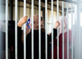 تعذيب وتجويع وتحرش.. انتهاكات إسرائيلية بحق أكثر من 90 أسيرة فلسطينية