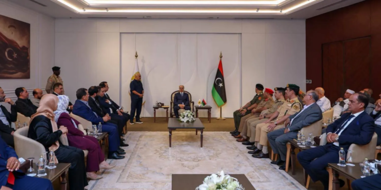 حفتر ينأى بنفسه عن خلافات «النواب» الليبي