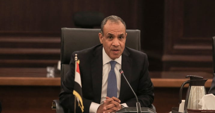 القاهرة تدعو إلى حل سياسي بين السعودية والحوثيين وتؤكد “تضامن مصر الكامل” مع الرياض وتطالب “أنصار الله” بالانسحاب الكامل من “الأراضي التي تم احتلالها مؤخرا”